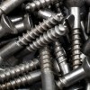 Tornillos de Aleaciones de Titanio: 10 Innovaciones que Están Revolucionando la Ingeniería Moderna